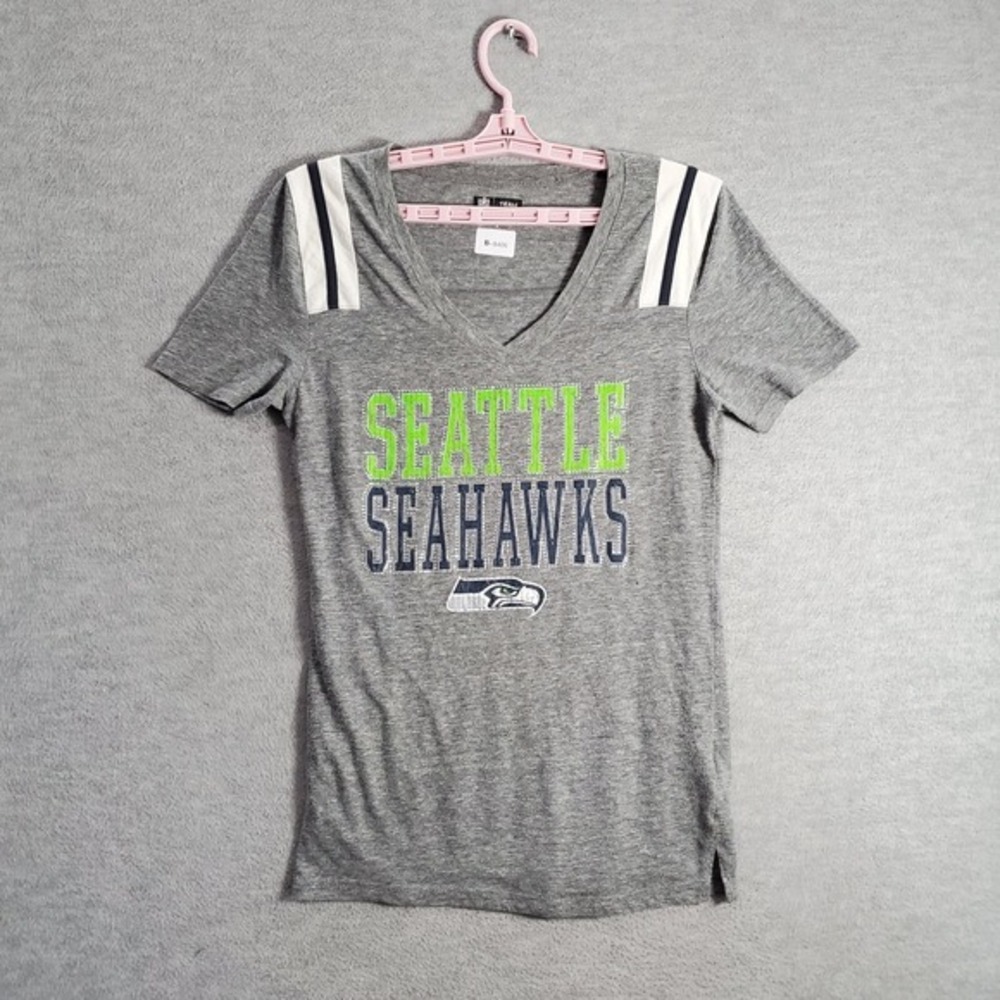 Seattle Seahawks Women Top Medium Gray Shirt‎ Logo V Neck Tee